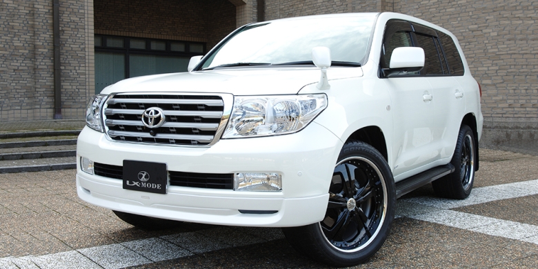 LAND CRUISER (200系前期)