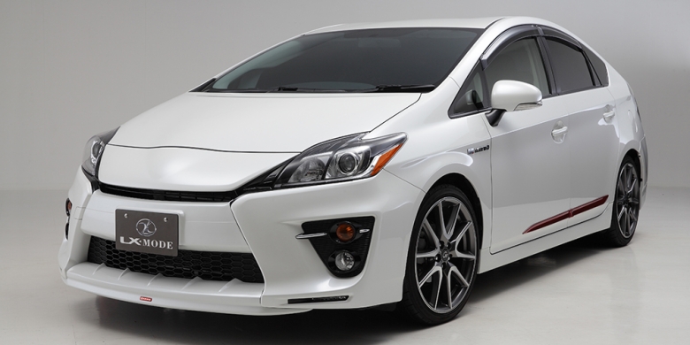 PRIUS (30系後期) G's